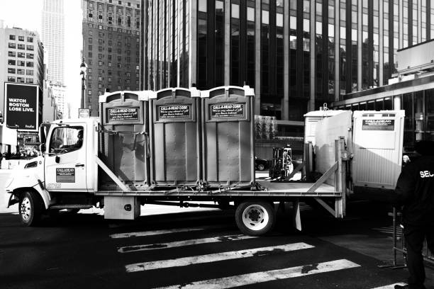Porta potty delivery and setup in Mccoll, SC